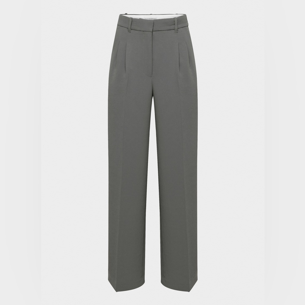 Aritzia Effortless Pant